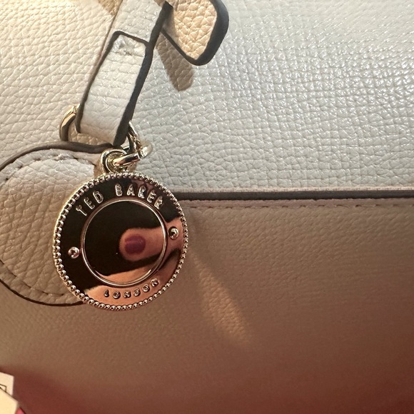 Ted Baker NWT Cross Body/Satchel Hand Bag - Picture 3 of 9